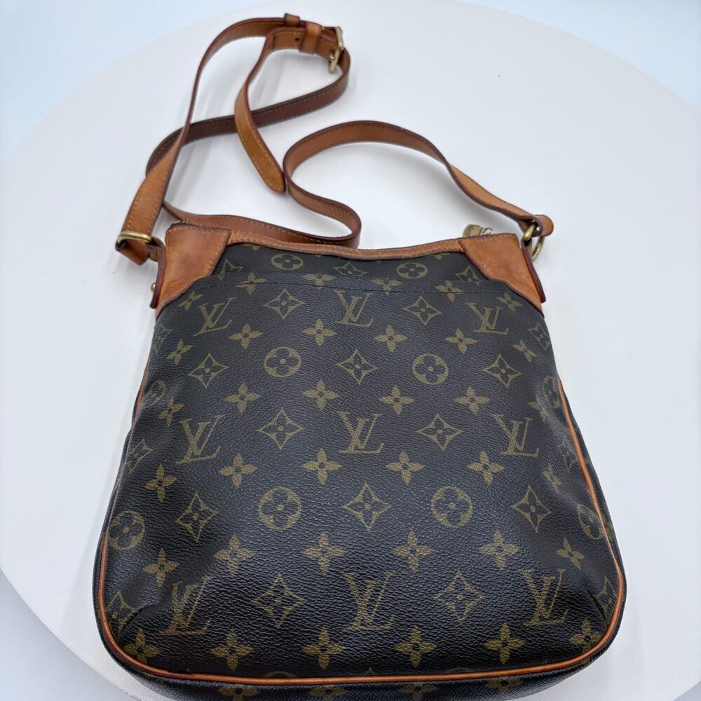 Authenticated Vintage Louis Vuitton Crossbody – Classic Monogram Shoulder Purse